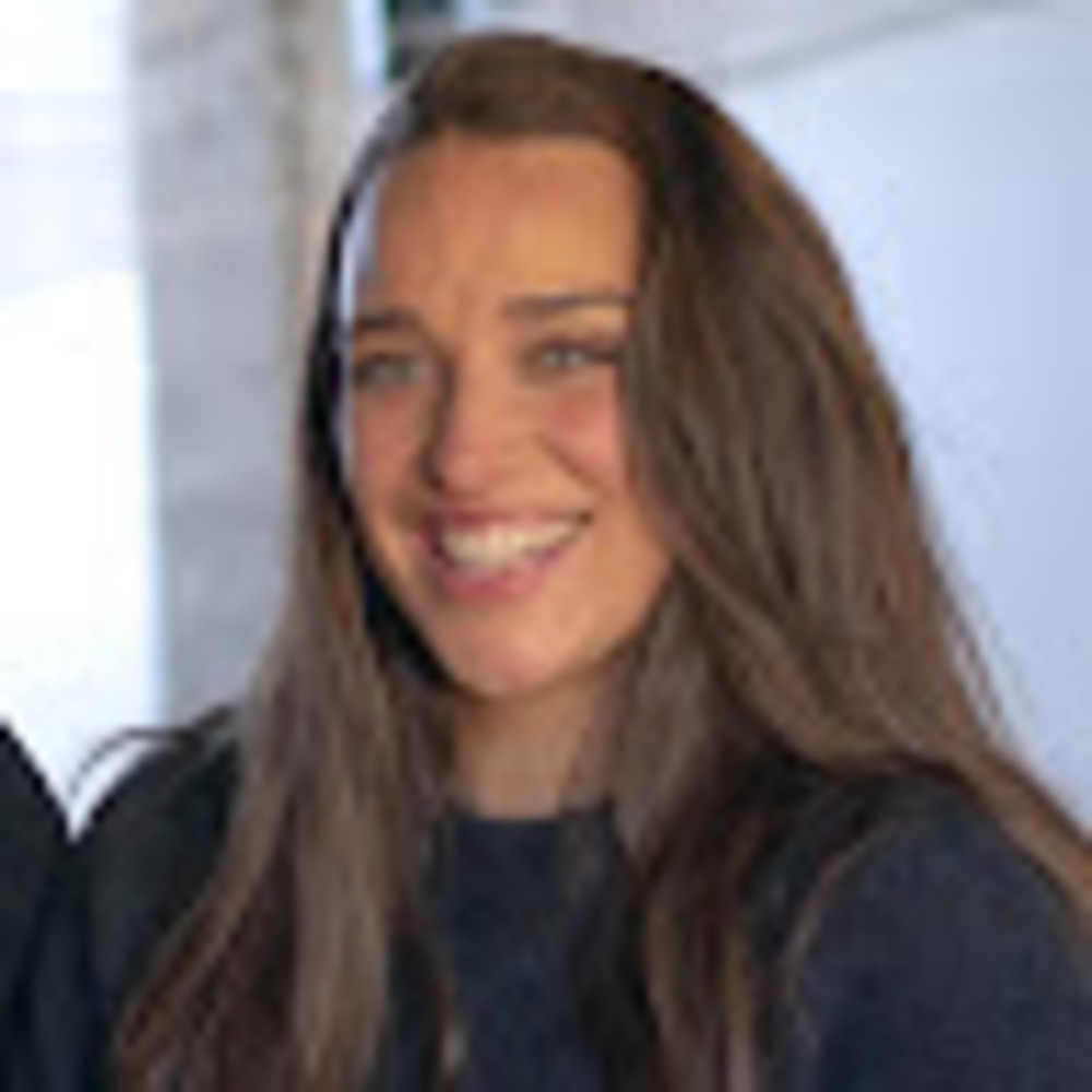 Meet your Posher, Angela